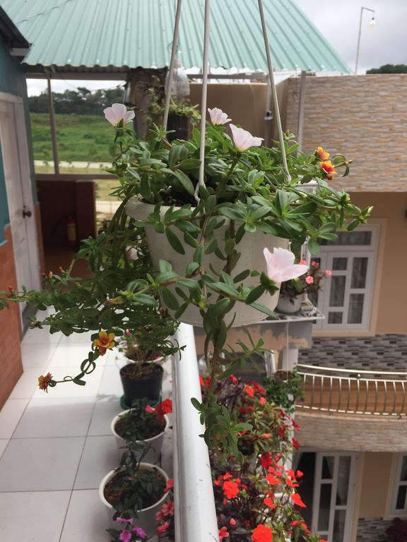 Suri'S House Homestay Далат Экстерьер фото