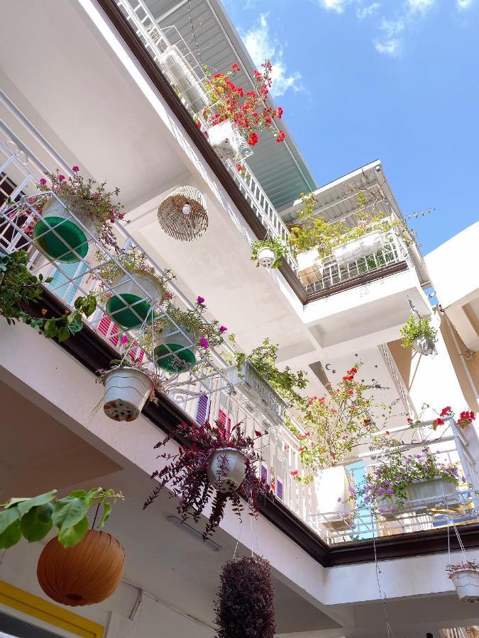 Suri'S House Homestay Далат Экстерьер фото